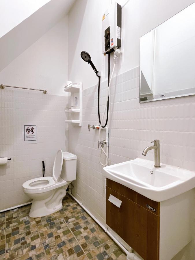 בנגקוק Lively And Cozy Canal House ,Entire House מראה חיצוני תמונה